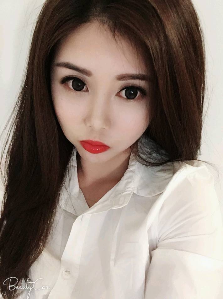 可爱的邻家小妹